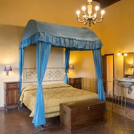 Isa-farmhouse With Swimming-pool In Chianti-area In The Middle Of Tuscan Nature Aparthotel